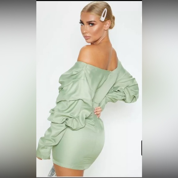 SAGE GREEN OFF THE SHOULDER RUCHED BODYCON DRESS, SIZE 8, NEW WITH TAGS, PLT - Picture 3 of 5